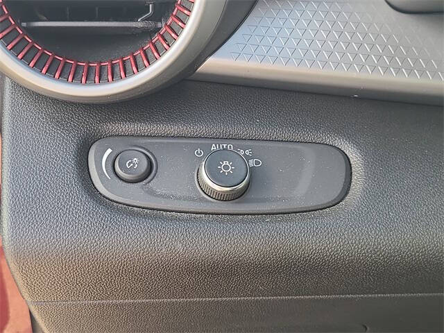 2024 Chevrolet Trax RS