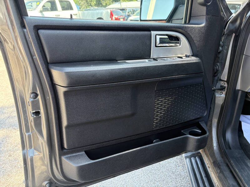 2017 Ford Expedition XLT