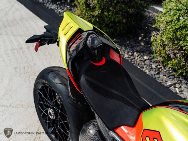 2023 Ducati STREETFIGHTER