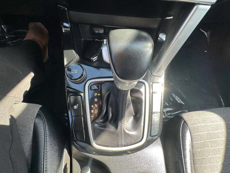 2022 Kia Seltos Nightfall