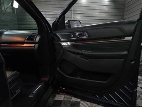 2017 Ford Explorer Platinum