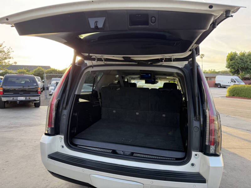 2015 Cadillac Escalade ESV Premium