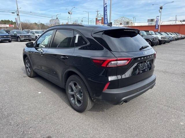 2025 Ford Escape Hybrid ST-Line