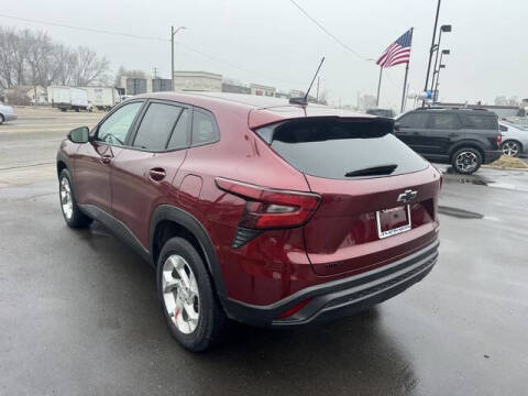 2025 Chevrolet Trax LS