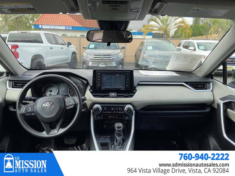 2020 Toyota RAV4 XLE