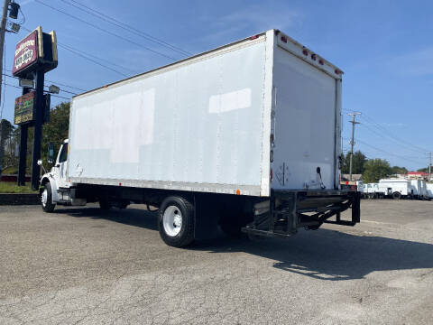2006 Freightliner M2 106