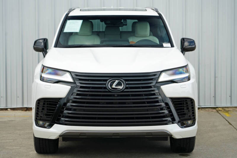 2023 Lexus LX 600 Luxury