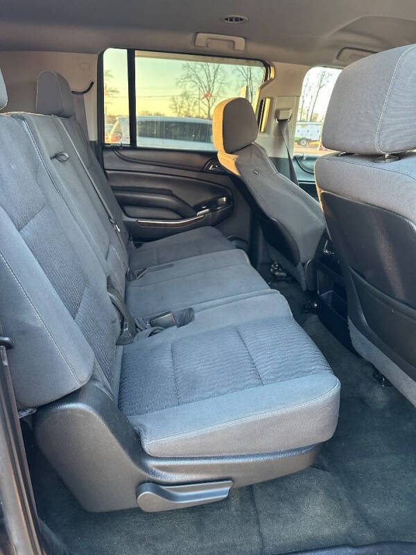 2015 Chevrolet Suburban LS