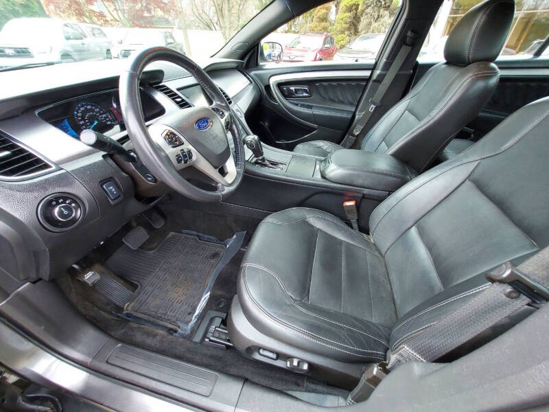 2015 Ford Taurus SEL