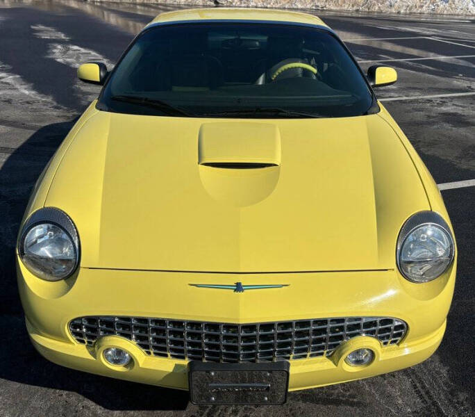 2002 Ford Thunderbird Deluxe