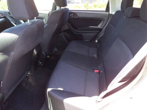 2015 Subaru Forester 2.5i