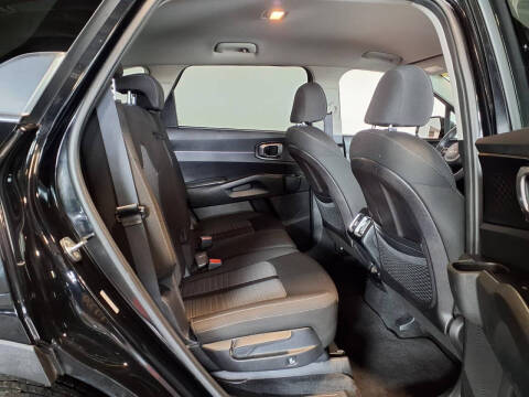 2022 Kia Sorento LX