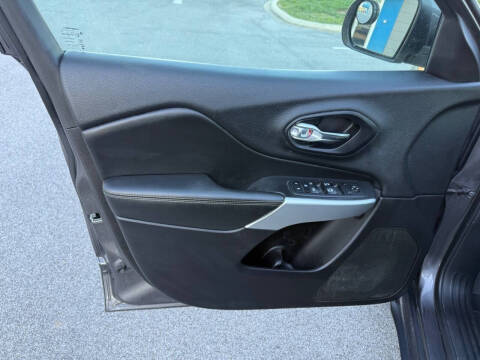 2018 Jeep Cherokee Latitude Plus