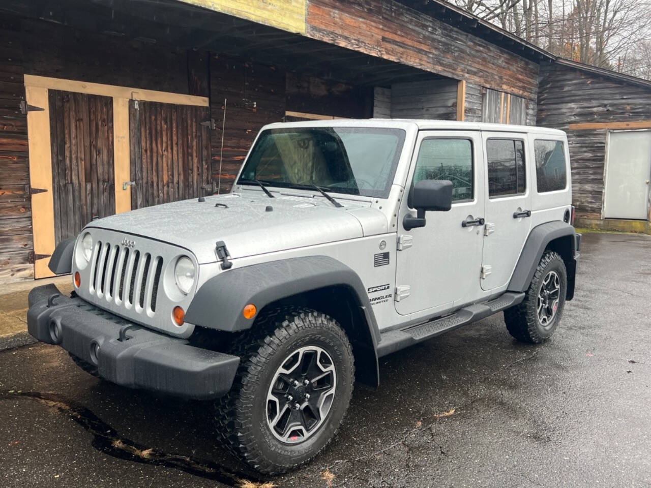 2010 Jeep Wrangler Unlimited for sale at Drive X in Oakville, CT