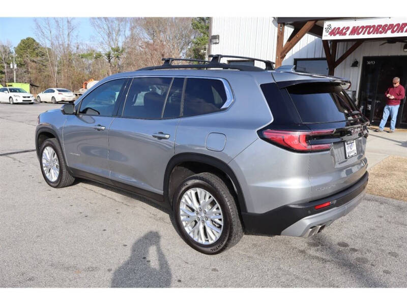 2024 GMC Acadia Elevation