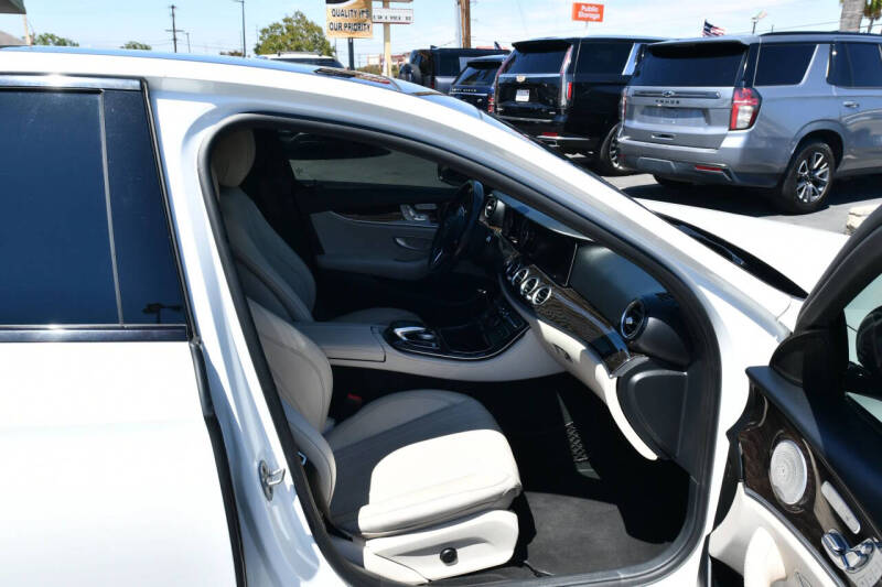 2019 Mercedes-Benz E-Class E 300