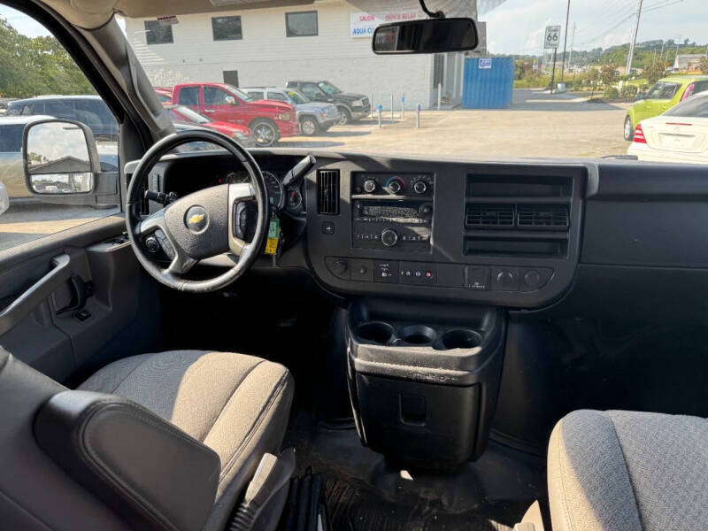 2019 Chevrolet Express 2500