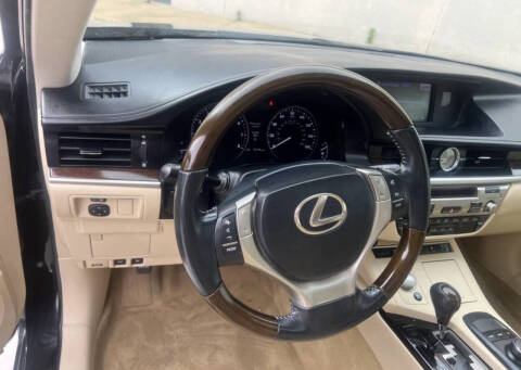 2014 Lexus ES 350e