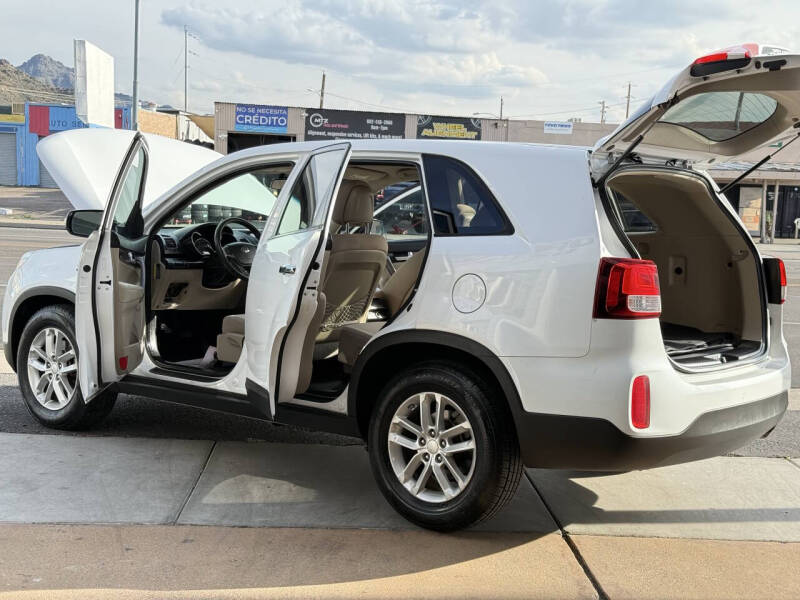 2014 Kia Sorento LX