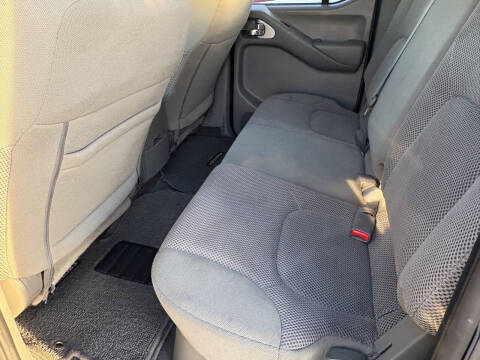 2021 Nissan Frontier SV