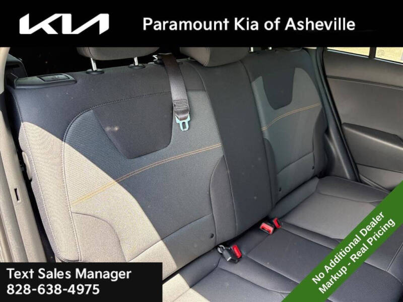 2026 Kia Niro LX