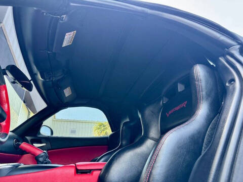 2004 Dodge Viper SRT-10