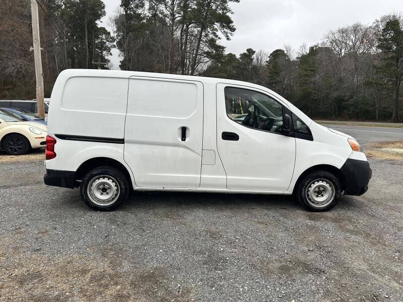 2015 Nissan NV200 SV photo 7