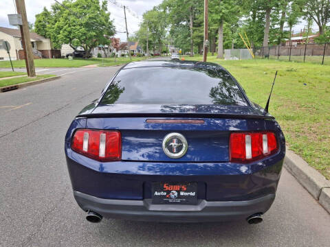 2012 Ford Mustang V6