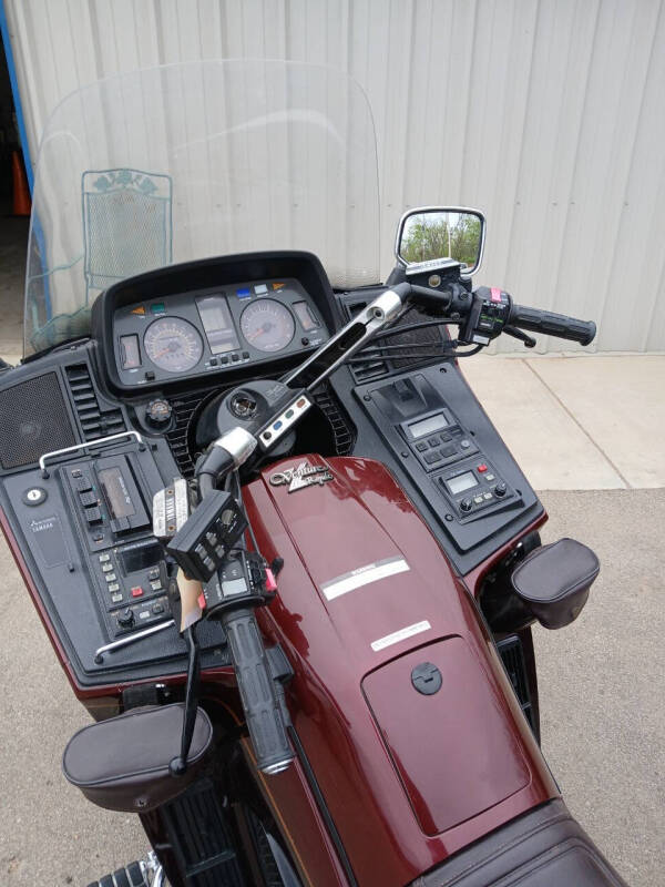 1989 Yamaha Venture Royale