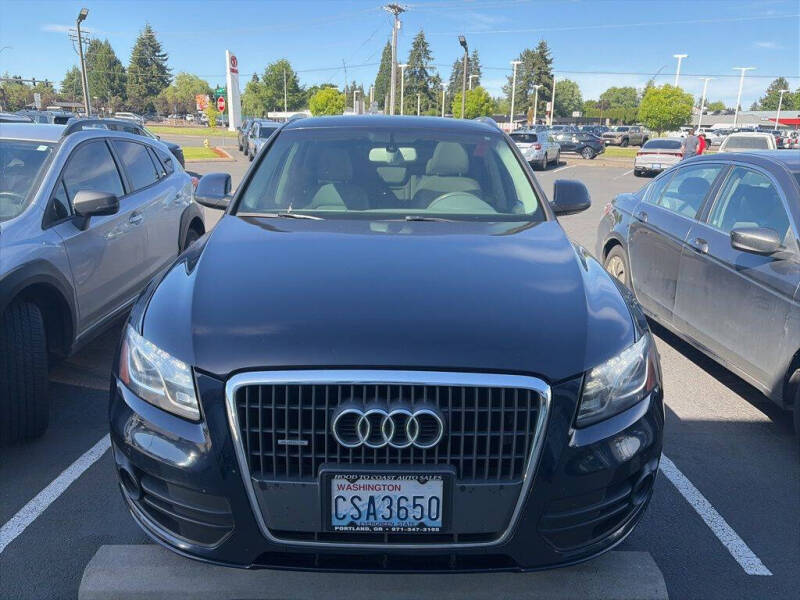 2011 Audi Q5 2.0T quattro Tiptronic Premium's photo