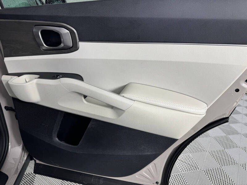 2024 Kia Sorento X-Line EX