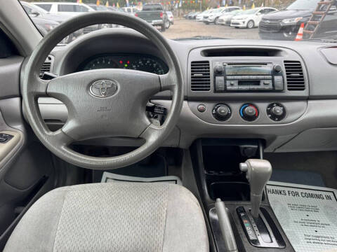 2003 Toyota Camry LE