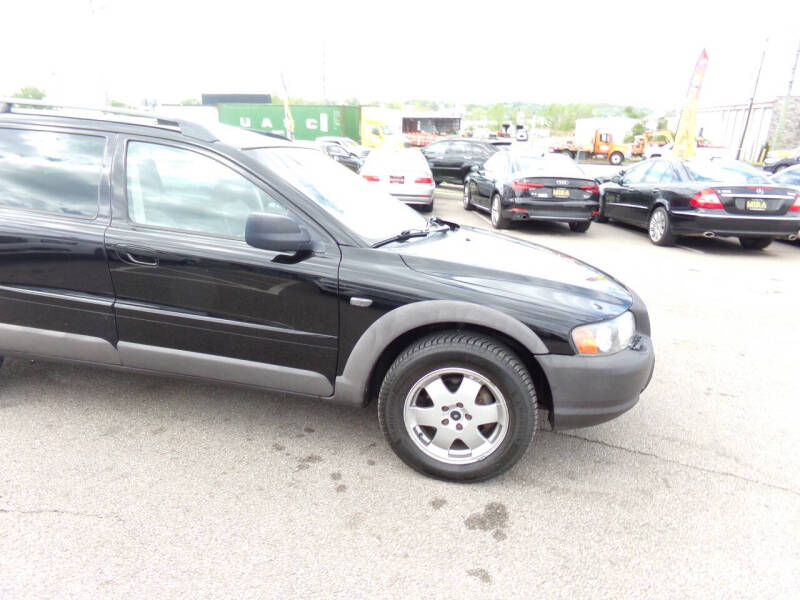 2004 Volvo XC70