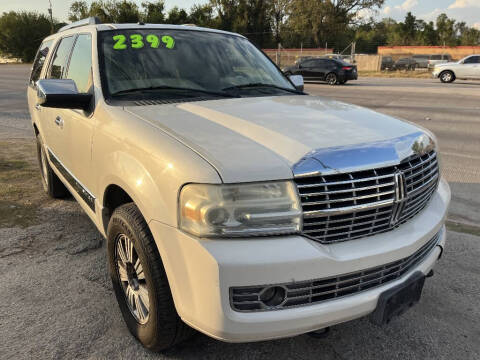 2008 Lincoln Navigator for sale at SCOTT HARRISON MOTOR CO in Houston TX