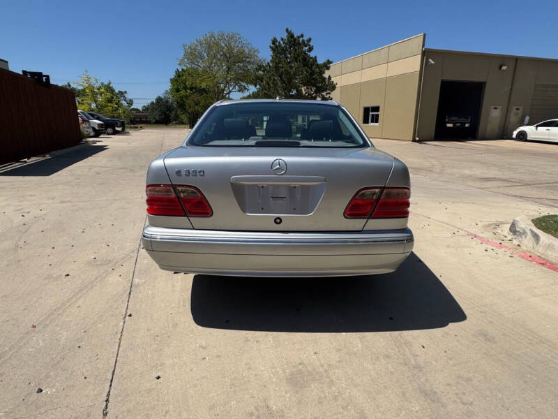 2000 Mercedes-Benz E-Class E 320