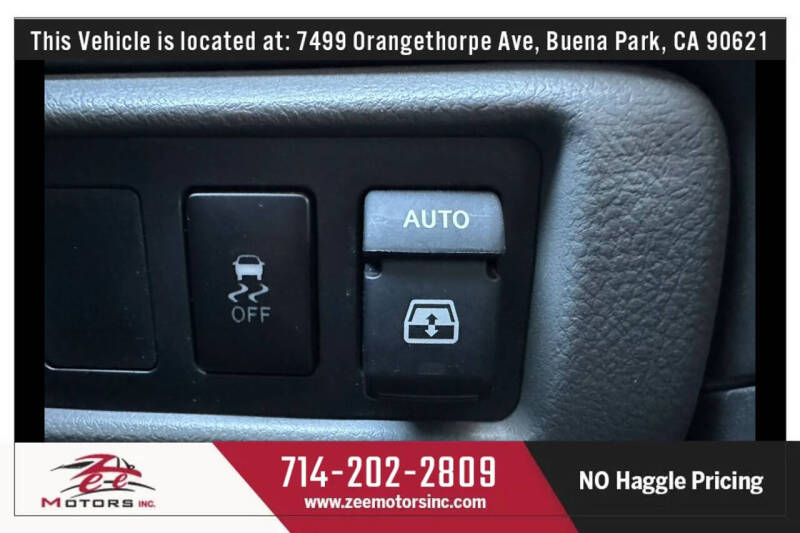 2016 Toyota Sequoia SR5