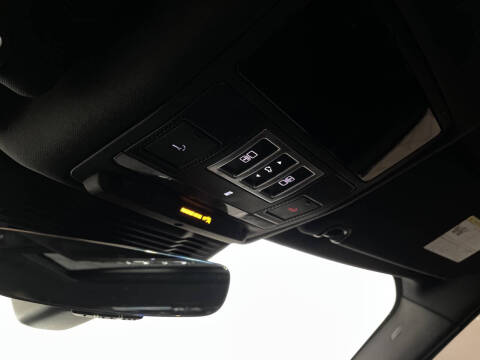 2023 Land Rover Discovery P300 S R-Dynamic