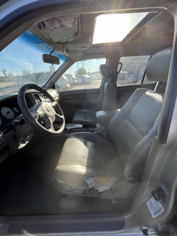 2003 Nissan Pathfinder LE