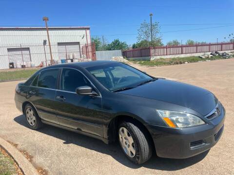 2007 Honda Accord for sale at TWIN CITY MOTORS in Houston TX