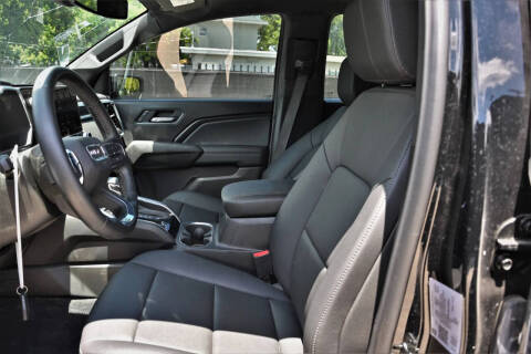 2024 GMC Canyon Elevation