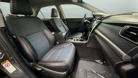 2015 Toyota Camry SE
