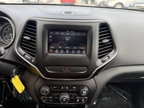 2019 Jeep Cherokee Latitude