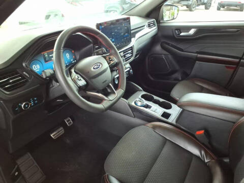 2023 Ford Escape ST-Line Select