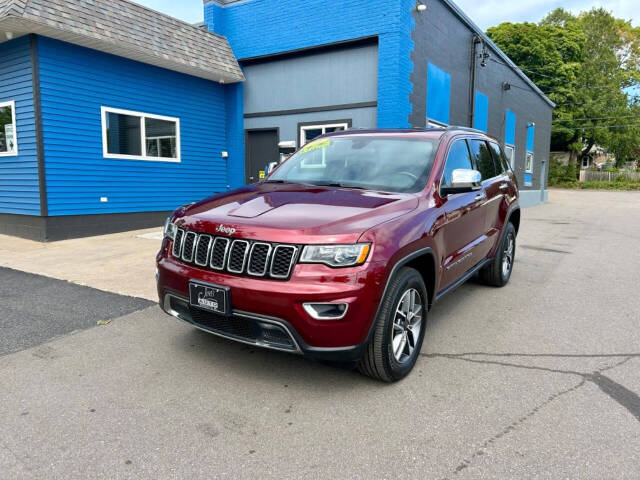 2021 Jeep Grand Cherokee for sale at Jon's Auto in Marquette, MI