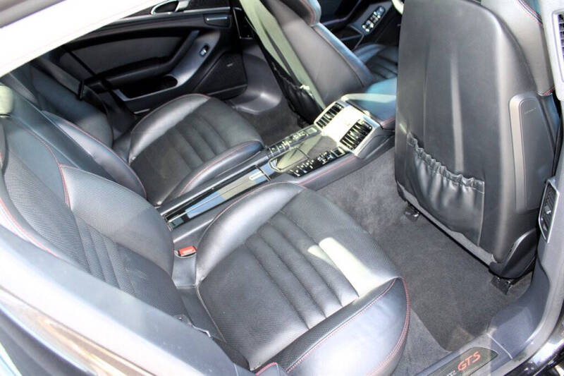 2015 Porsche Panamera GTS