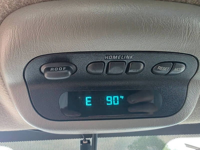 2004 Chevrolet Impala LS
