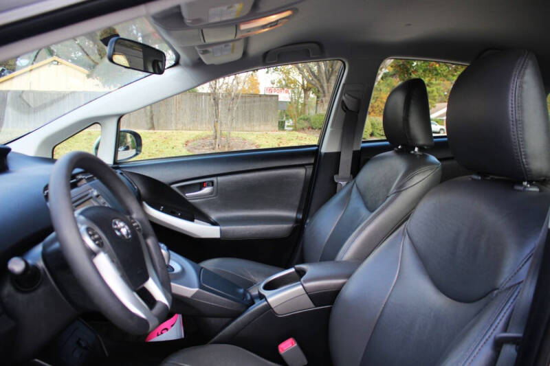 2012 Toyota Prius Two