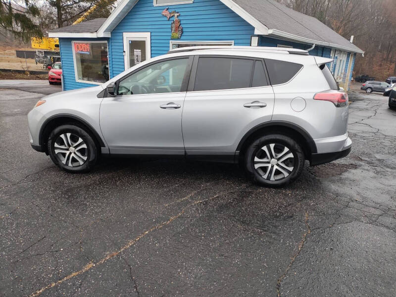 2017 Toyota RAV4 LE