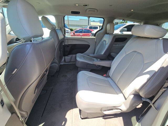 2019 Chrysler Pacifica Touring L