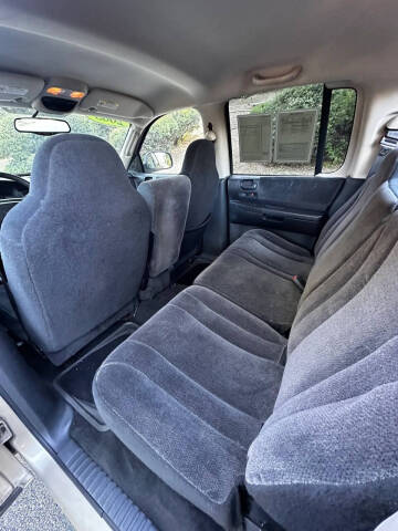 2003 Dodge Dakota
